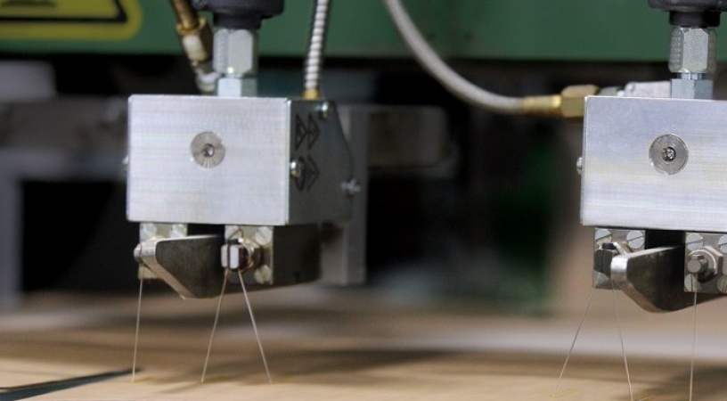 Які проблеми можуть виникнути під час роботи з термоклеєм для упаковки та як їх усунути?