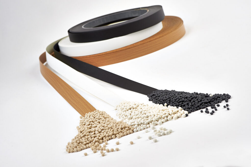 Клей для меблевої крайки